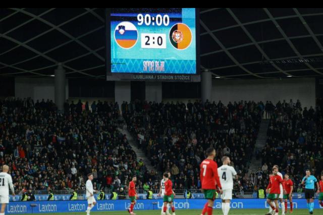 必赢官网下载-没B费B席有C罗 11连胜作古 葡萄牙首负斯洛文尼亚