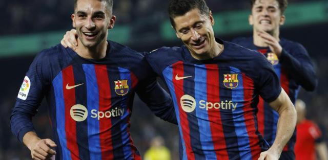 必赢官网APP-“废人”费兰突成最佳，哈维有资本变阵三前锋打曼联