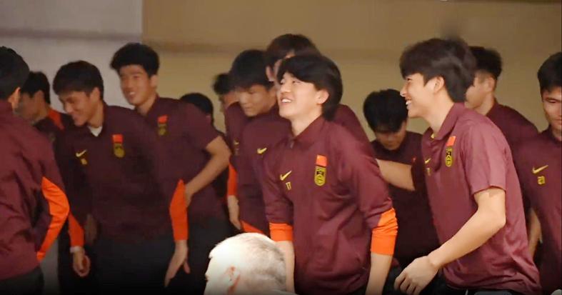 必赢官网下载-CCTV5直播中国VS日本！谁敢横刀立马？唯我彭大将军！范志毅辣评